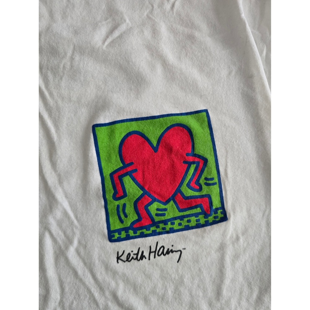 Keith Haring Peace and Love Dancing Heart Graphic T-Shirt White Large Mens - Picture 2 of 4
